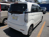 安心の保証内容。未使用車は「3年または6万km」まで、中古車は「1ヶ月または1千km」まで無償保証。延長保証もございますので、詳しくはスタッフまで。