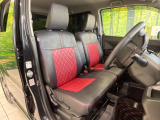 運転席シート廻りは使用感も少なく、良好な状態となっています。丁寧に使われていたことがよくわかりますね。