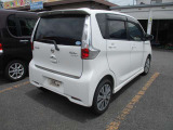 安心の保証内容。未使用車は「3年または6万km」まで、中古車は「1ヶ月または1千km」まで無償保証。延長保証もございますので、詳しくはスタッフまで。