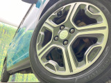 【純正15インチアルミホイール】外観にマッチした純正アルミホイールを装着しております。各種社外アルミホイールや、スタッドレスタイヤも取扱いしております。是非ご相談ください♪