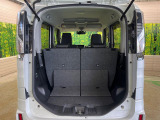 普段のお買い物や通勤、送迎等に十分な荷室スペースを確保しております。セカンドシートを倒すと、大きな荷物の積載も可能です♪