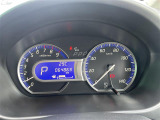【スピードメーター】メーターがシンプルで見やすく運転しやすいですね!