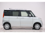 県内13店舗にて常時500台以上ダイハツ車を展示中です。見て、触って、納得のいく一台をぜひ見つけてください。