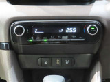 オートエアコンで車内も快適。