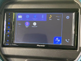 【ディスプレイオーディオ】お持ちのスマホやMP3プレイヤーとの無線接続で音楽再生が可能!コードで繋ぐわずらわしさも無く、手軽にお気に入りの音楽を楽しめます。