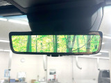【デジタルインナーミラー】後席の大きな荷物や同乗者で後方が確認しづらい時でも安心!カメラが撮影した車両後方の映像をルームミラー内に表示。クリアな視界で状況の確認が可能です!