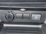 シガーソケット用の充電器が使用可能です!