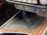 【おくだけ充電】ワイヤレスで充電!対応機器を置くだけで充電ができるのでコードでゴチャゴチャしません♪