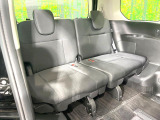3列目シートはもちろん状態良好☆大人でもゆったりと座って頂けますので、大人数でのお出かけもラクラクです♪ご家族で、気の知れた仲間で、ドライブに行くのが楽しみですね♪