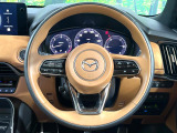 【純正革巻きステアリング】上質な革を使用することで、手にしっかり馴染みとても運転しやすいハンドルです♪