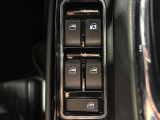 【パワーウインドウ】運転席のスイッチで、各席の窓ガラスの開閉ができます!あると便利ですよね!