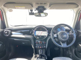 ◆北は北海道から南は沖縄まで、ご購入いただいたお車は全国にご納車が可能です!お電話、メール、動画などでリモートでお車のご案内も可能です!親切、丁寧に対応させて頂きますのでお気軽にご相談ください!