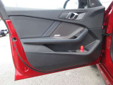 専門教育を受けた営業スタッフがお車選びからご購入後のケアまで丁寧にサポート。ご希望条件にぴったりの一台をご提案します。