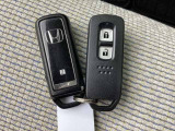 便利なスマートキー2個付きです。