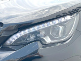 ●LEDヘッドライト:夜間走行時も良好な視界を確保し安心して運転できる高輝度LEDヘッドライトを装備!点灯速度が早く、消費電力も抑えられています。