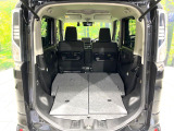 後席を格納すると、これだけの広さが!シーンに合わせたシートアレンジで、大きな荷物も積むことが出来ます♪