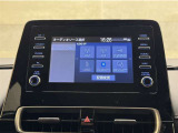 ディスプレイオーディオを装備。スマホと車をつなぐことで、これまでのナビに加えていろんなサービスが楽しめます。