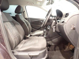 楽な姿勢で座ることが出来るので長時間の運転でも疲れにくいですし体もぶれにくいですよ。