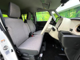 運転席シート廻りは使用感も少なく、良好な状態となっています。丁寧に使われていたことがよくわかりますね。