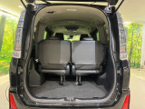 積み下ろしのしやすいデッキにはたっぷりと荷物を積み込んでいただけます。遊びから仕事まで、様々なシーンで頼れます♪