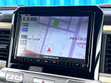 【メーカー純正ナビ】インテリアに溶け込むスタイリッシュな「専用設計」メーカーナビを装備♪視認性や操作性など基本性能にも優れ、より上質なカーライフをお楽しみいただけます。