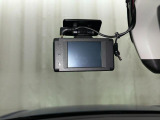 事故時の証拠となるだけでなく、危険運転の抑止力や、ヒヤリハットの記録による安全意識向上など、安全運転をサポートする機能をアピール。?