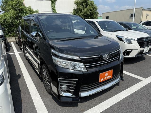 トヨタ ヴォクシー 