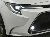 LEDヘッドライトです。デザイン性がよくとても明るいので、夜間の走行や悪天候でも安心です。しかも長寿命!