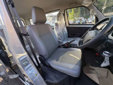 視界良好&操作性も良く、快適な運転席!長時間ドライブも疲れにくく、快適な運転をサポート♪☆詳しくは無料通話0078-6003-827541 相模原ICすぐ