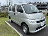 現車を見に行きたいけど時間が・・・というお客様。ご安心下さい。お電話・メールにご連絡頂ければお伝え出来る限りお車の詳細をご報告させていただきます。