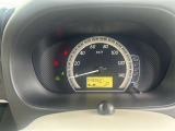 整備スタッフは国家資格を持つプロの整備士です。車検の受入/中間/完成検査と保安基準発行のすべても自社で行います。