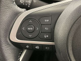 ステアリングスイッチ装備!運転しながら手元でオーディオの操作などができます。