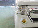 LEDヘッドライトは、点灯の瞬間から光量を発揮し、突然暗くなるトンネルなどでの安定感を高めます。