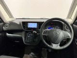 視界が広がる、開放的な運転席
