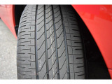 右前タイヤ タイヤ4本新品交換済みです!トップラン:TS03!タイヤパンク保証プログラム販売中!もしもの時にタイヤ4本新品交換!詳細はスタッフまで!※ホイールロックナットは展示用です。