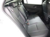 ゆとりある広々とした車内空間は、ドライブを始め買い物やレジャーなど、幅広く活躍します。一人でもみんなとでもお出かけを楽しみましょう!