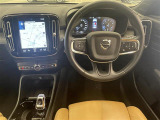 XC40 B4 AWD インスクリプション 4WD 本革シート 修復歴無し