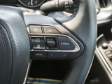 【長距離ドライブの強い味方!】先行車を認識して速度を自動調節する(レーダークルーズコントロール )を装備。高速道路での疲労が激減します!