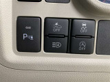【パーキングサポートブレーキ】バンパーに取り付けられた超音波センサーで障害物との距離を感知して、ランプや音声で知らせてくれます!