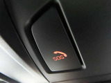 SOSコール/エアバックが展開するような深刻な事故において、自動でSOSコールを発信します。車内で急病人が出るような緊急時は、手動で発信可能です。