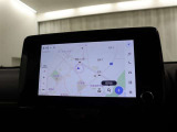 スマホをクルマとつなぐだけで、おなじみのアプリをディスプレイオーディオ上で気軽に使えるようになります。スマホと同じ感覚の画面タッチ操作はもちろん、ハンズフリー通話や各種機能を音声操作出来ます(^^)/