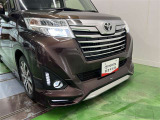 LEDヘッドランプで夜間も視界良好
