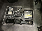 【パンク修理キット剤】こちらのお車にはパンク修理キット剤ついております♪