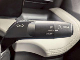 オートライトで周辺の明るさを検知して自動で点灯・消灯してくれます。