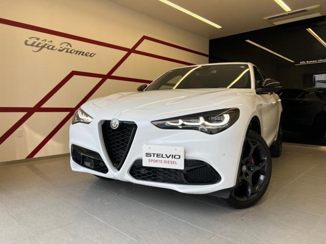 ステルヴィオ 2.2 ターボ ディーゼル Q4 ヴェローチェ 4WD