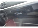 ETCは助手席前グローブBOX内に装備されています