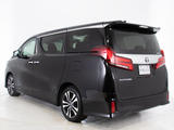 ★展示前点検実施★特殊な機材も用いて、全車点検を実施しております!