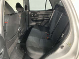 当店ではauも取り扱っております。お車と一緒にau携帯の機種変更も可能です♪また、自動車保険も取り扱っております。車の支払いと自動車保険の支払いをまとめてお支払い可能なプランもあります♪