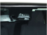 TOYOTA SAFETY SENSEは道路状況、車両状態、天候状態及びドライバーの操作状況などによっては、作動しない場所があります。あくまで運転補助機能です。
