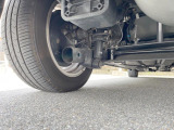 お車を安心してお乗りいただく為には、足回りの定期点検が欠かせません。サービスサポート(有償保証)では無料点検もご提供しており、安心のカーライフをお過ごしいただけるサポート体制が整っています。